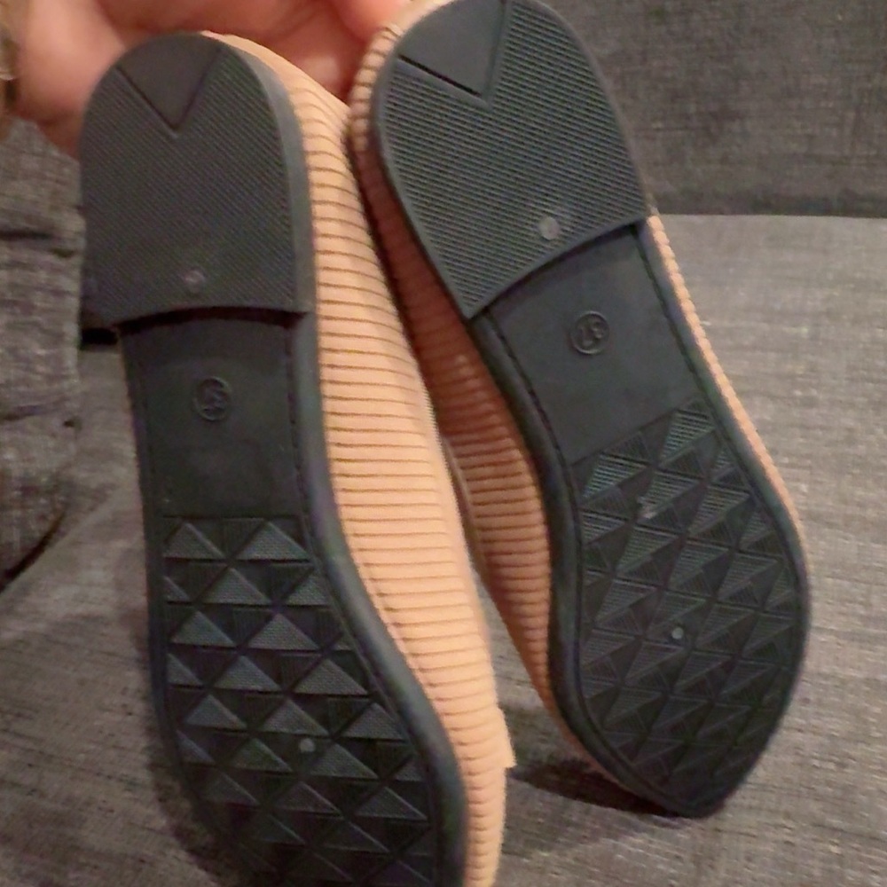 Tan and Black Sole Shoes